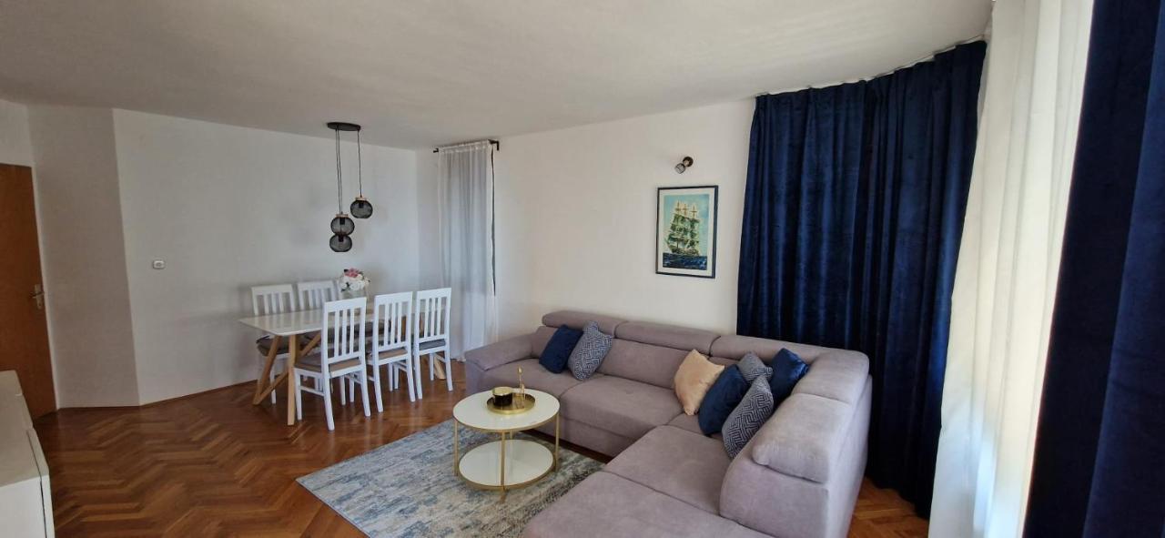 Ocean Apartman 耶塞尼采 外观 照片