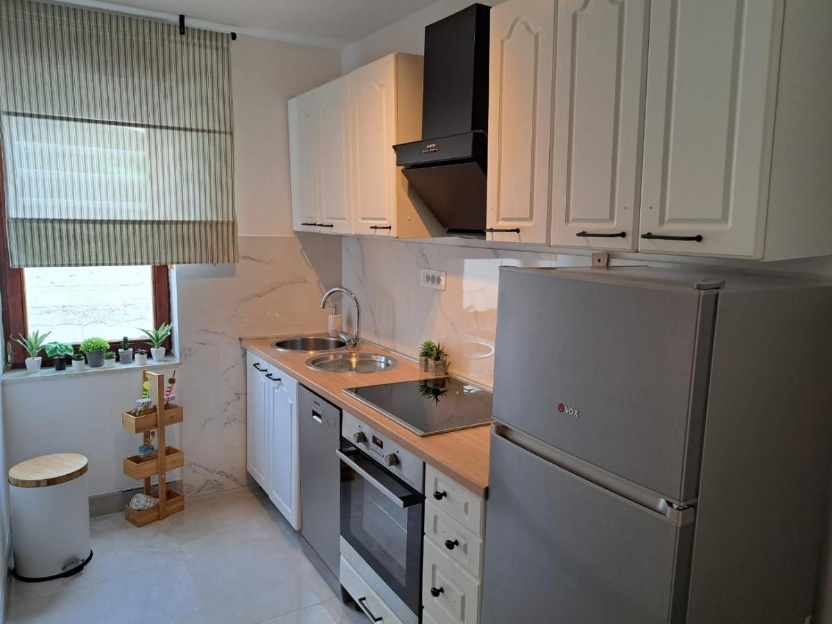 Ocean Apartman 耶塞尼采 外观 照片